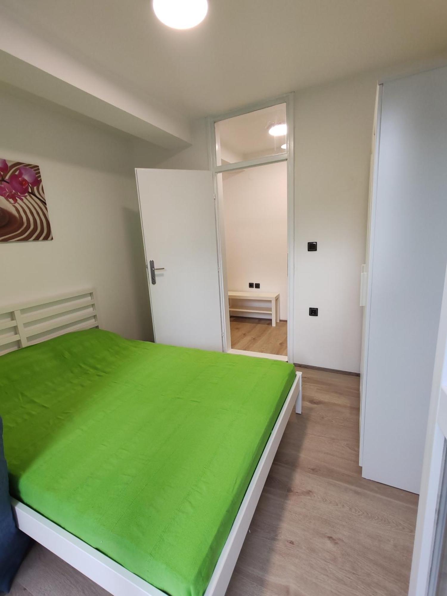 Sweet House Apartamento Novi Sad Exterior foto